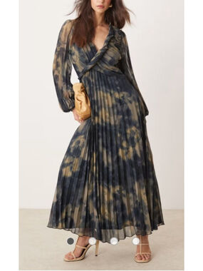ASOS DESIGN wrap detail front pleated maxi dress in blurred floral Size 8